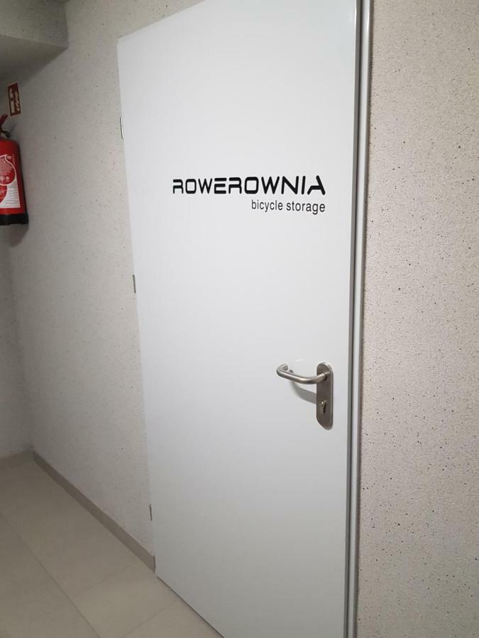 Apartamenty Balticum - Blizej Morza Z Garazem Kołobrzeg Kültér fotó